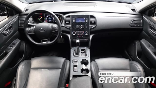 Renault Korea SM6 — interior