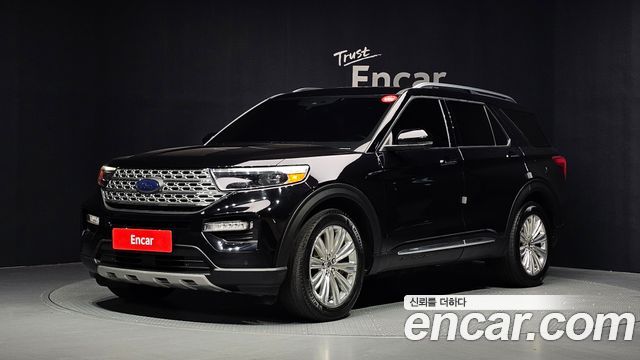 Ford Explorer — exterior