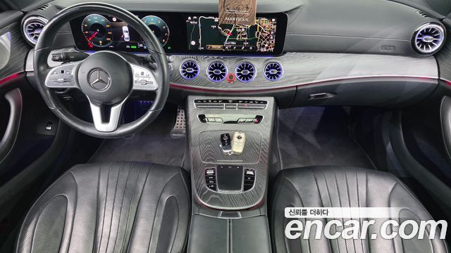 Mercedes-Benz CLS-Class — interior
