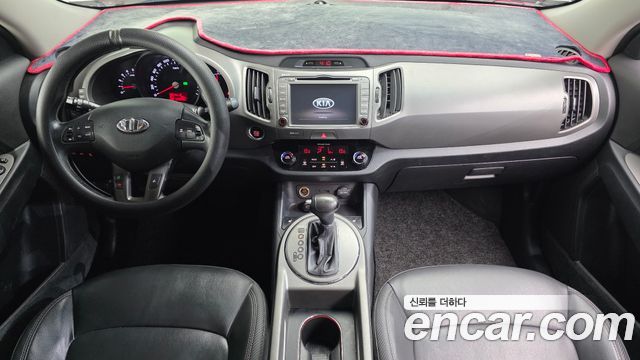 Kia Sportage — interior