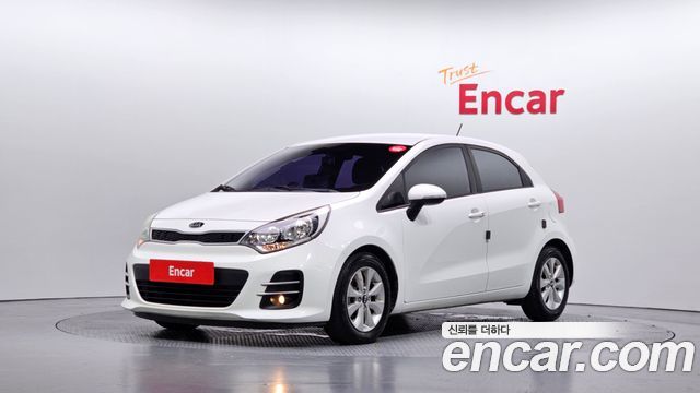Kia Pride — exterior