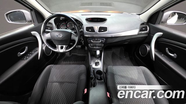 Renault Korea SM3 — interior