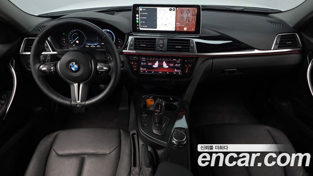 BMW 3 Series — interior