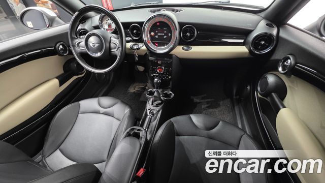 MINI Coupe — interior