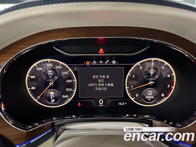 Bentley Flying Spur — interior