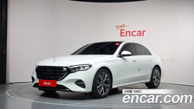 Mercedes-Benz E-Class — exterior