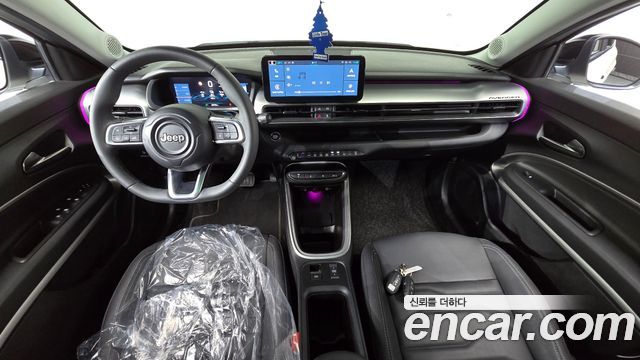 Jeep Avenger — interior