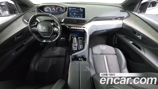 Peugeot 3008 — interior
