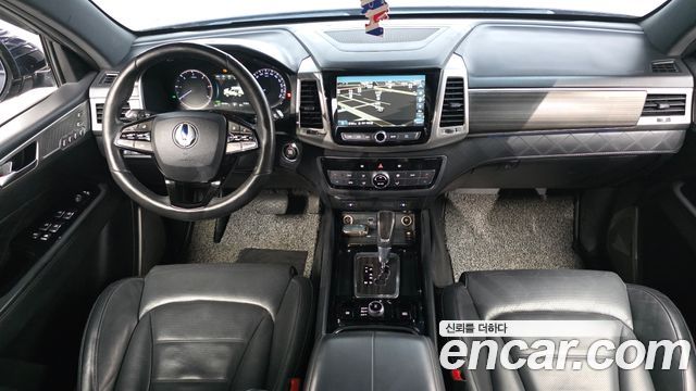 KG Mobility Rexton — interior