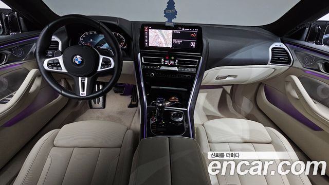 BMW 8 Series — interior