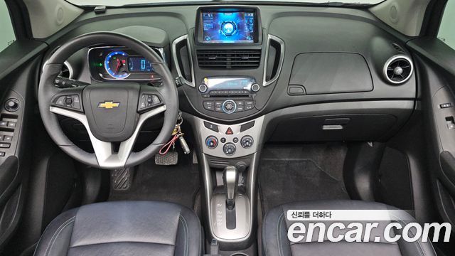 Chevrolet Korea Trax — interior