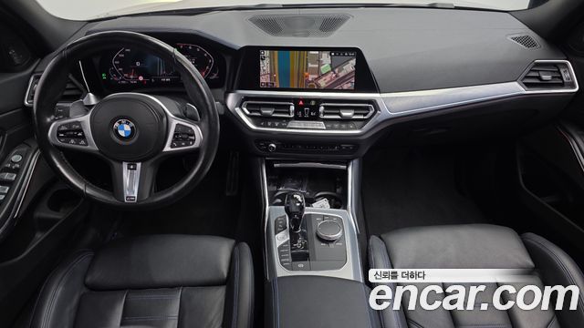 BMW 3 Series — interior