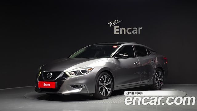 Nissan Maxima — exterior