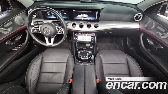 Mercedes-Benz E-Class — interior