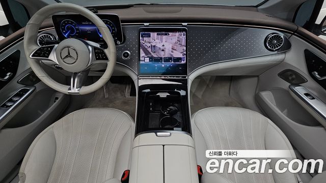 Mercedes-Benz EQE — interior