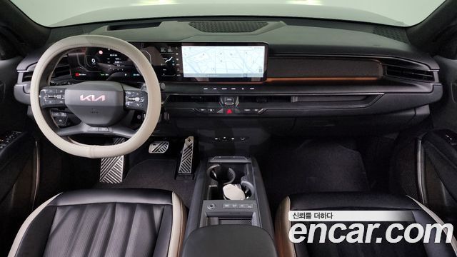Kia EV9 — interior