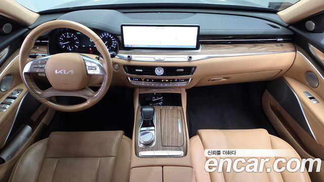 Kia K9 — interior