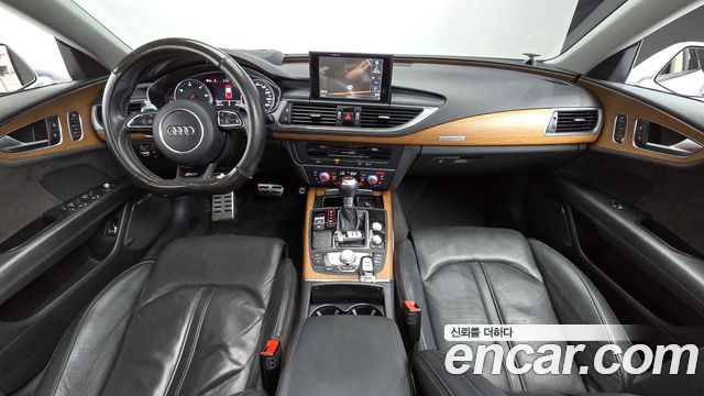 Audi A7 — interior