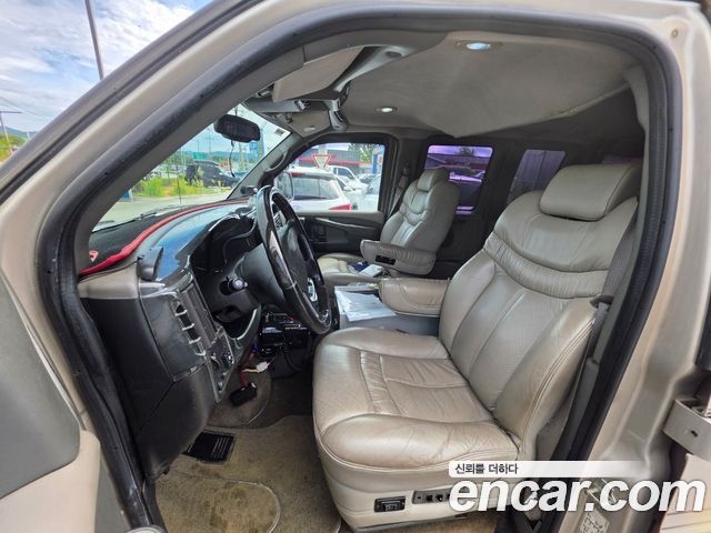 Chevrolet Express Van — interior