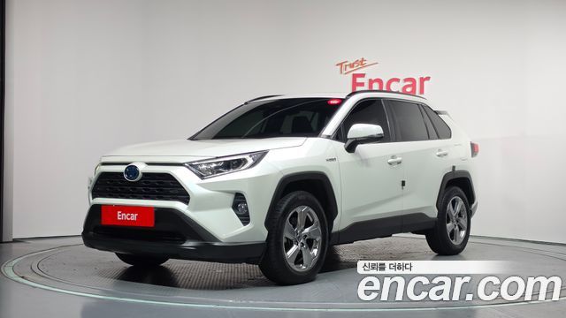 Toyota RAV4 — exterior
