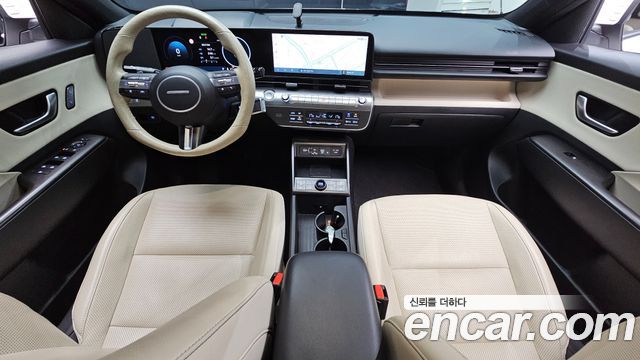 Hyundai Kona — interior