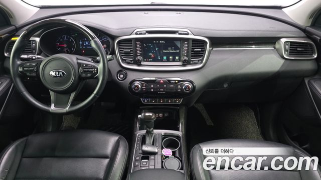 Kia Sorento — interior