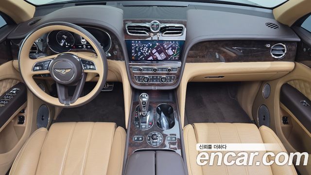 Bentley Bentayga — interior