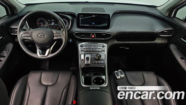Hyundai Santa Fe — interior