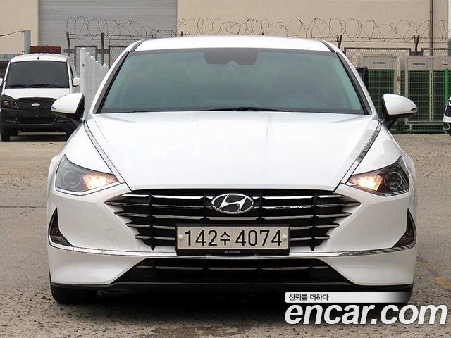 Hyundai Sonata — exterior
