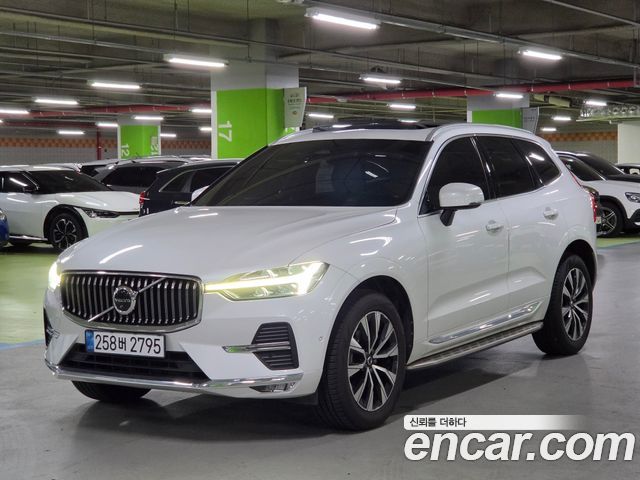 Volvo XC60 — exterior