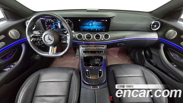 Mercedes-Benz E-Class — interior