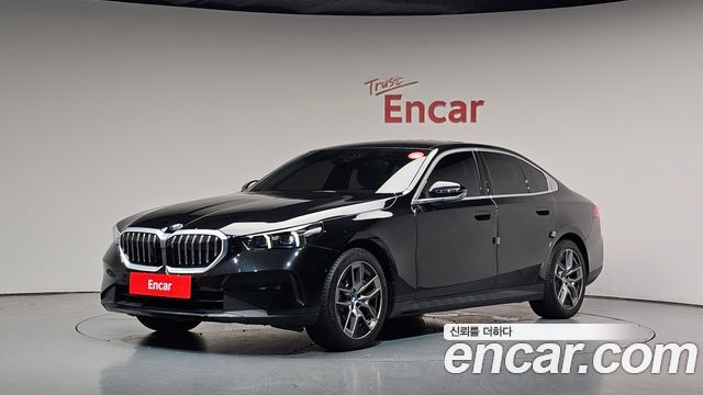 BMW 5 Series — exterior