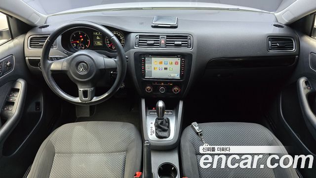 Volkswagen Jetta — interior
