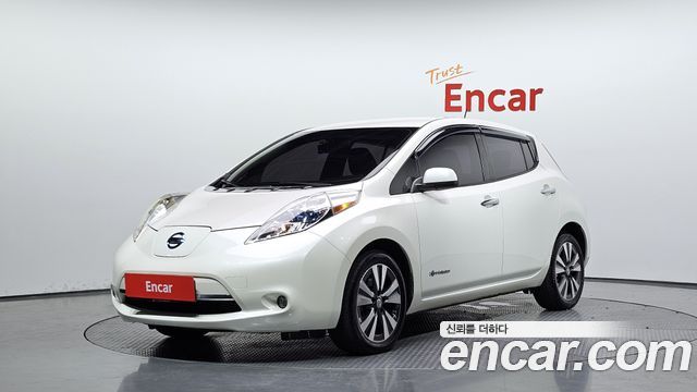Nissan Leaf — exterior