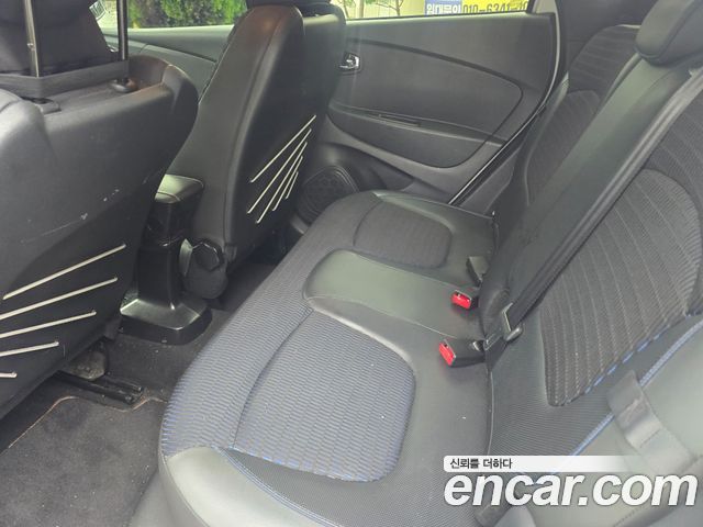 Renault Korea QM3 — interior