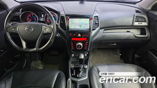 KG Mobility Tivoli — interior