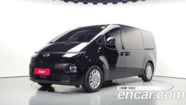 Hyundai Staria — exterior