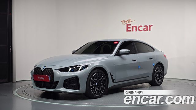 BMW i4 — exterior