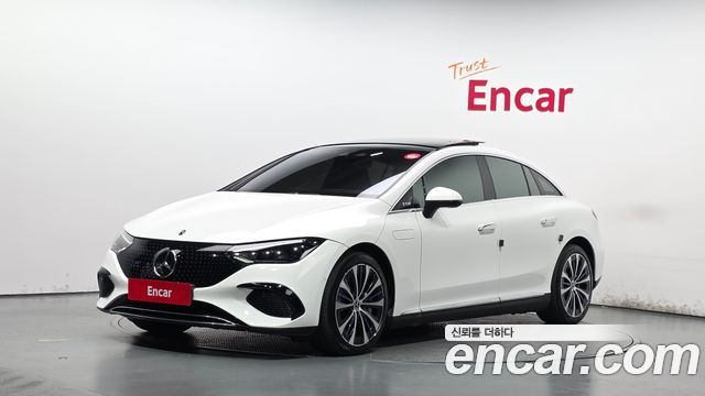 Mercedes-Benz EQE — exterior
