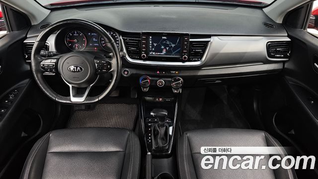 Kia Stonic — interior