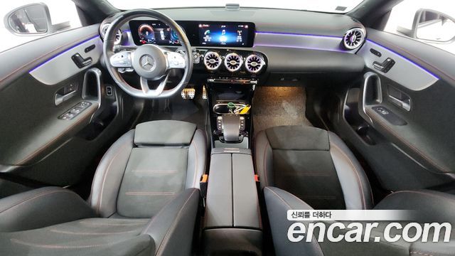 Mercedes-Benz CLA-Class — interior