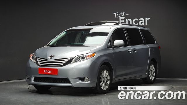 Toyota Sienna — exterior