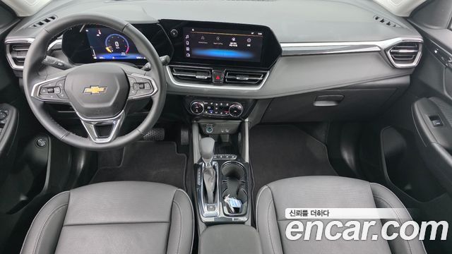 Chevrolet Korea Trailblazer — interior