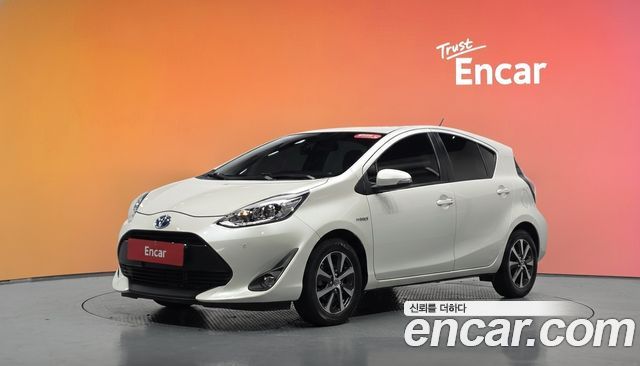 Toyota Prius — exterior