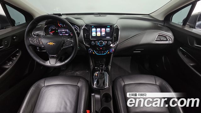 Chevrolet Korea Cruze — interior
