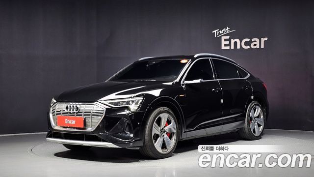 Audi e-tron — exterior