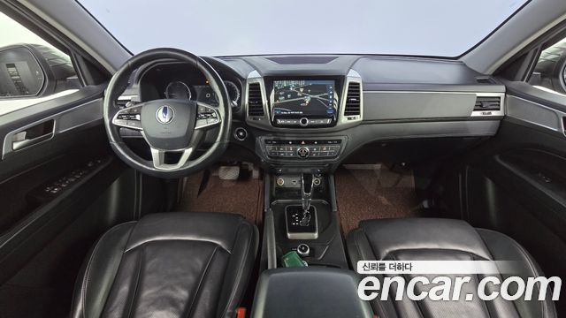 KG Mobility Rexton — interior