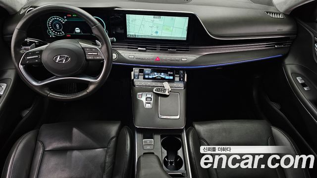 Hyundai Grandeur — interior