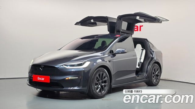 Tesla Model X — exterior