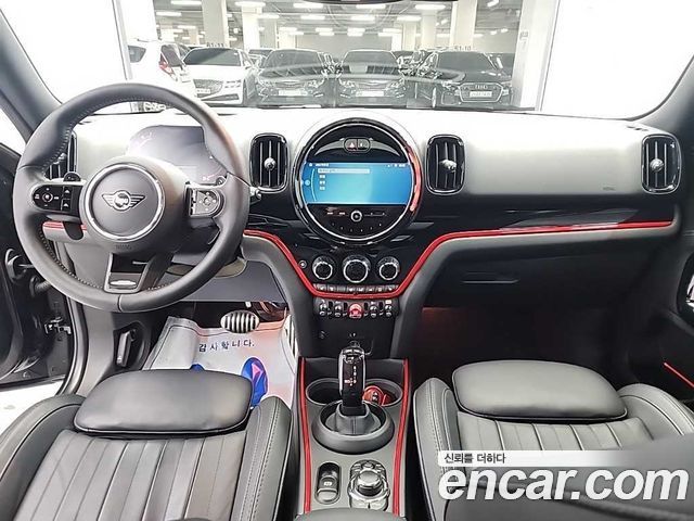 MINI Countryman — interior